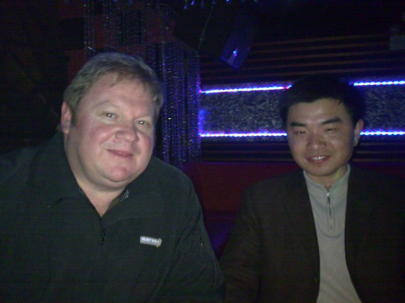 南非客戶來華舜購買數控彎管機